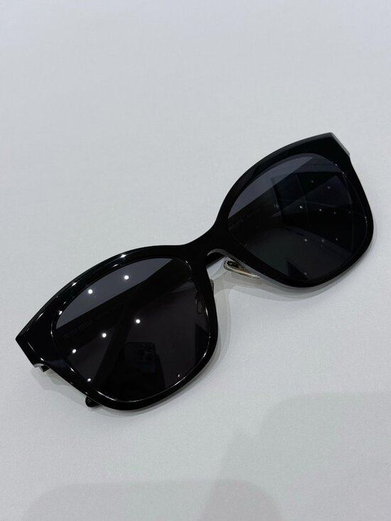 Miu Miu black sunglasses main image 7